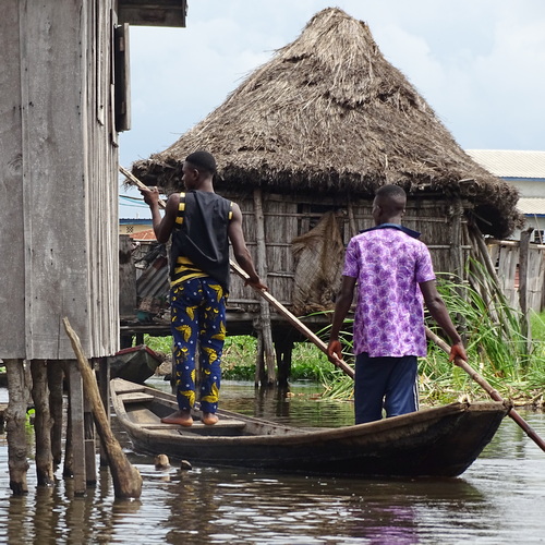 voyage humanitaire enfant afrique